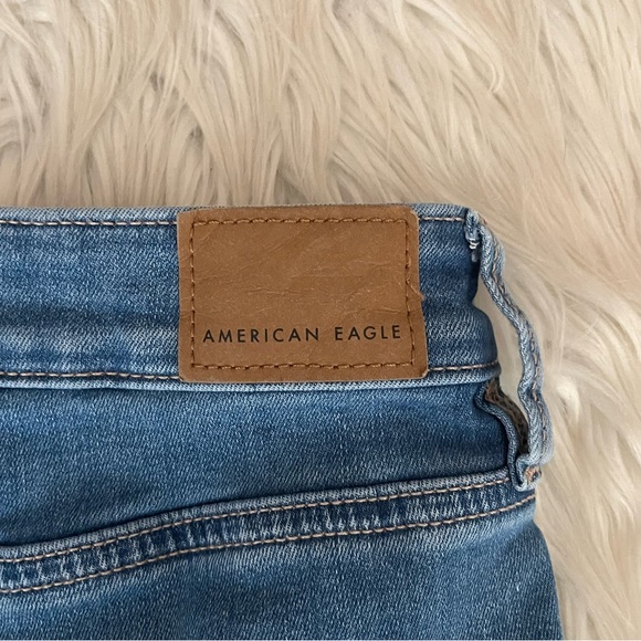 {American Eagle} Next Level Stretch High-Rise Shortie Jean Shorts in Blue - 10 - Picture 7 of 12